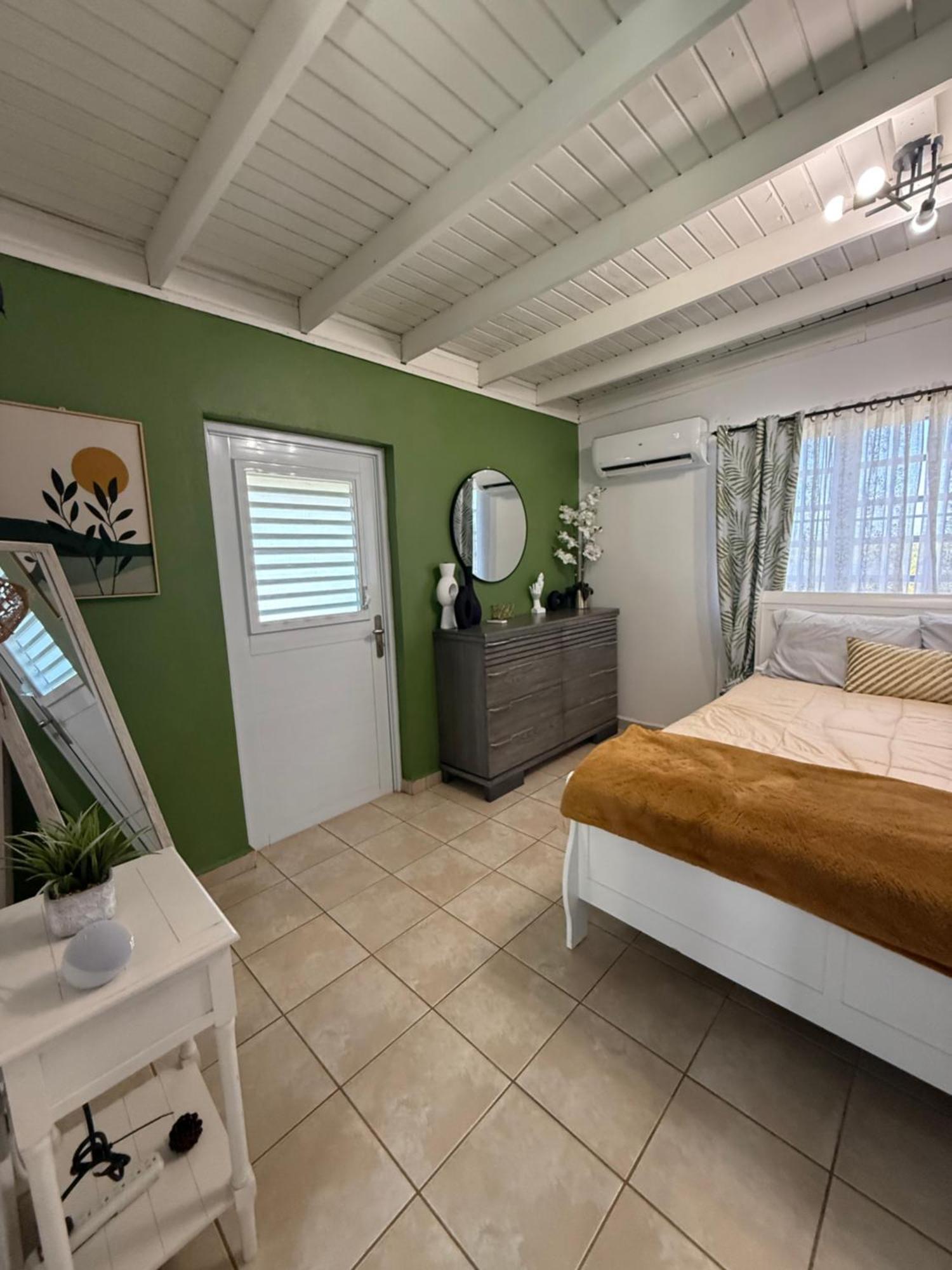 Playa Y Campo Getaway Apartment Исабела Екстериор снимка